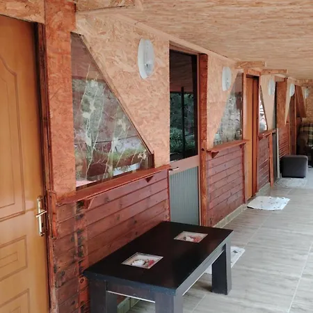 Hotell Bovilla Canyon Dajti