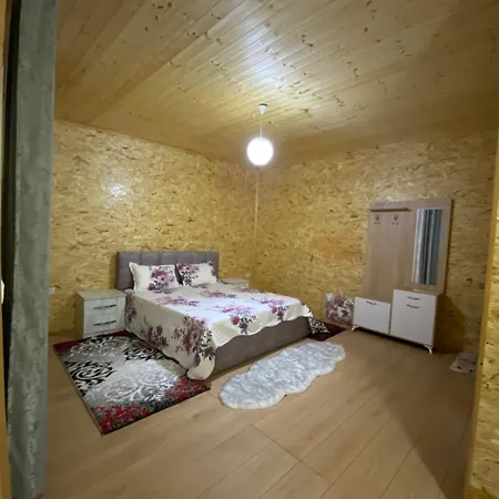 Bovilla Canyon Szálloda 3*