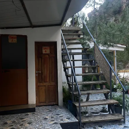 מלון Bovilla Canyon 3*