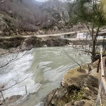 Bovilla Canyon Tirana